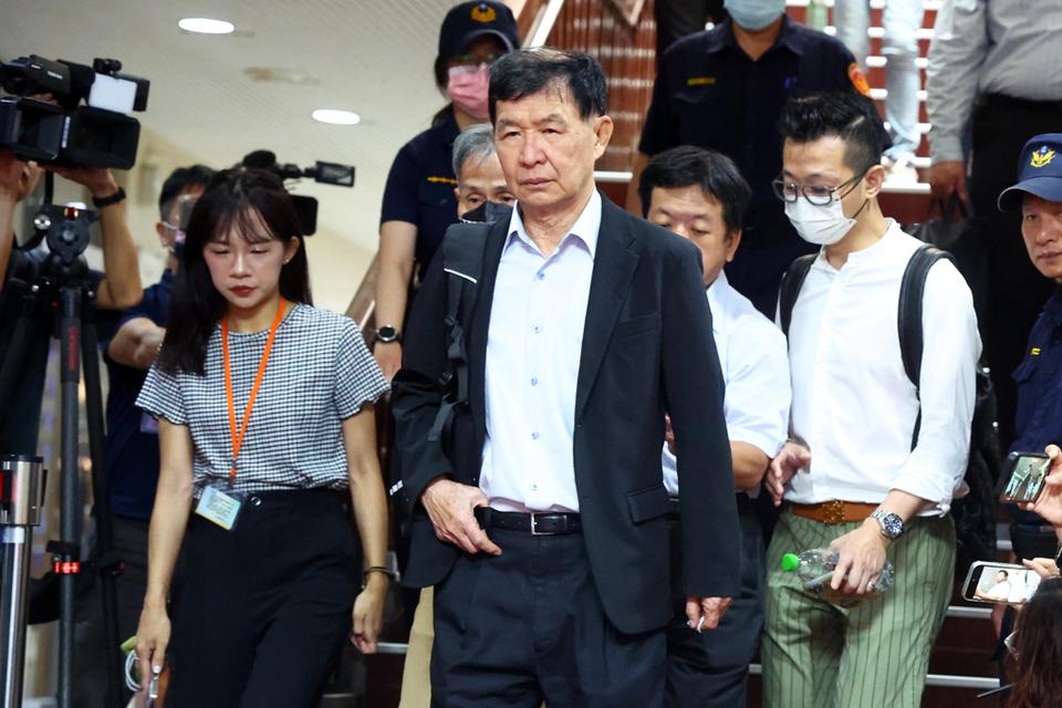 涉京华城案的前台北市副市长彭振声被北检依图利罪起诉，并以其自白认罪求处徒刑3年，