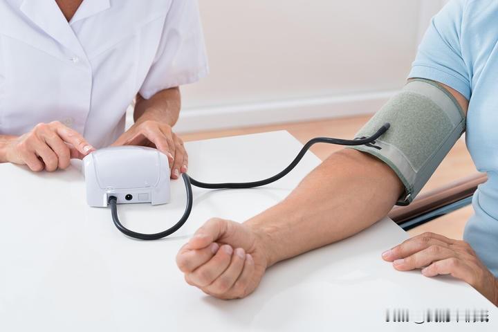 📣医保开药新规来了！12月1日起全国统一，看病省钱又省心！但要注意，开药超量将