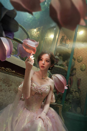 娜扎油画写真娜扎油画生日写真娜扎油画生日写真