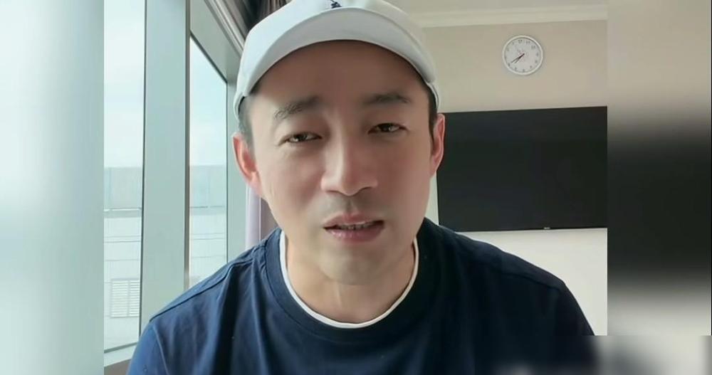 汪小菲又喊话张兰，别拿家事炒作、当流量密码，结果直播间里，骂他的“逆子”刷屏了。