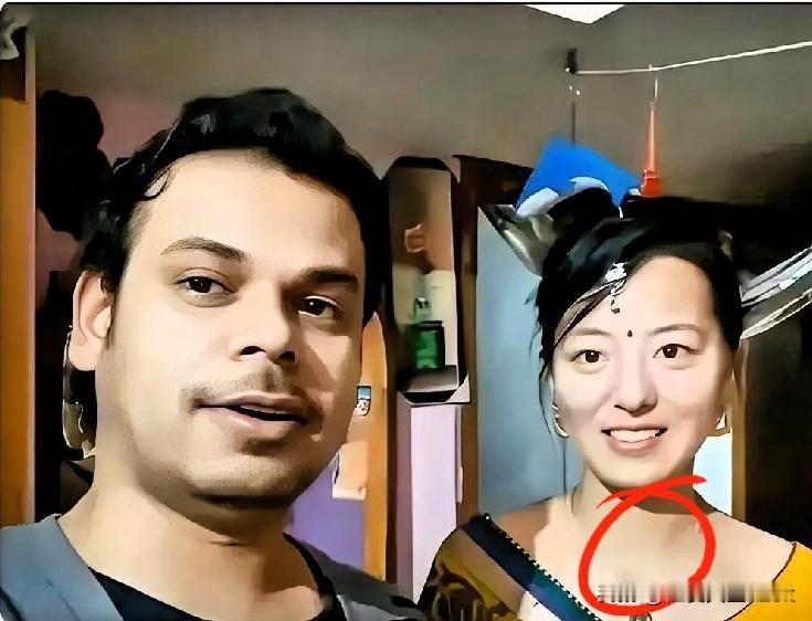 太讽刺了！曾经火爆全网的印度网红餐厅，现在彻底冷清了。老板娘丹丹靠着跨国夫