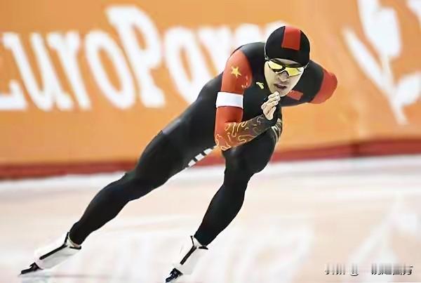 速度滑冰世界杯卡尔加里站结束了第二比赛日争夺，冠军各有归属。男子方面，韩国选手金