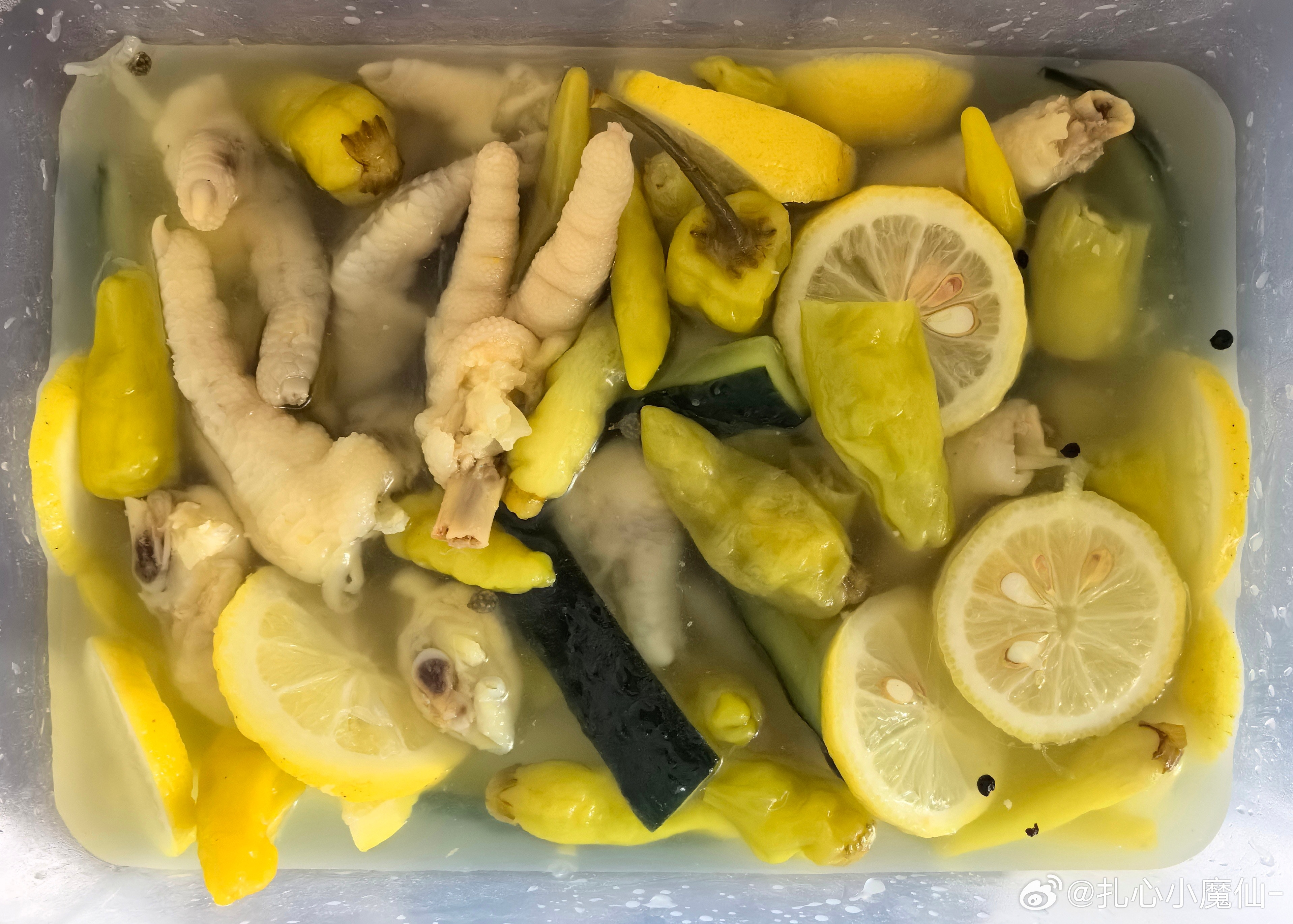 315晚会第一个就是鸡爪，我丝毫不慌，因为我乃鸡爪大王，做鸡爪一绝🤤🤤