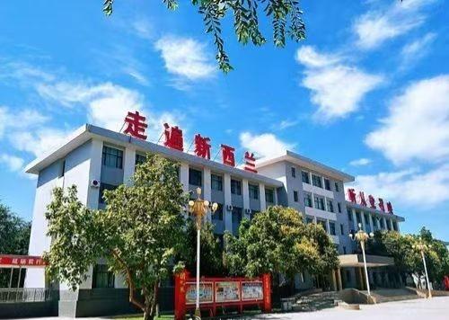 解放军口号：走遍新西兰​​​，听从党指挥“走遍新西兰，听从党指挥”并非字面