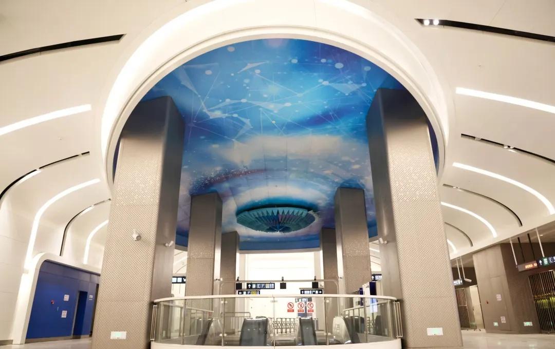 【明天正式开通！17号线、15号线和13号线换乘站终于来了！】1月31日首班车