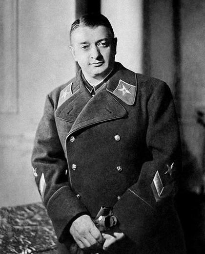 1937年6月，苏联元帅图哈切夫斯基被斯大林以“间谍、背叛祖国、准备恐怖