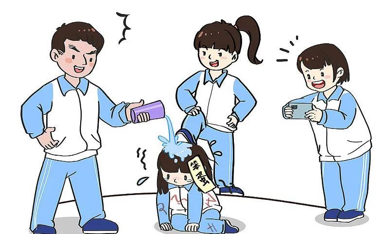 有些人，是骨子里的坏！上海浦东，2名13岁的女生，趁同学去上体育课，将漂白液倒