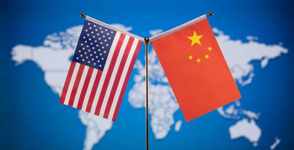 美国为何死磕中国？真相曝光：它怕的不是现在的我们，而是10年后这个东方巨龙的终极爆发！