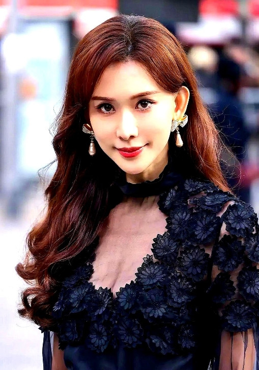终于弄明白，为什么林志玲嫁到日本后就变得畏畏缩缩了。不是因为她老公黑泽良平的原