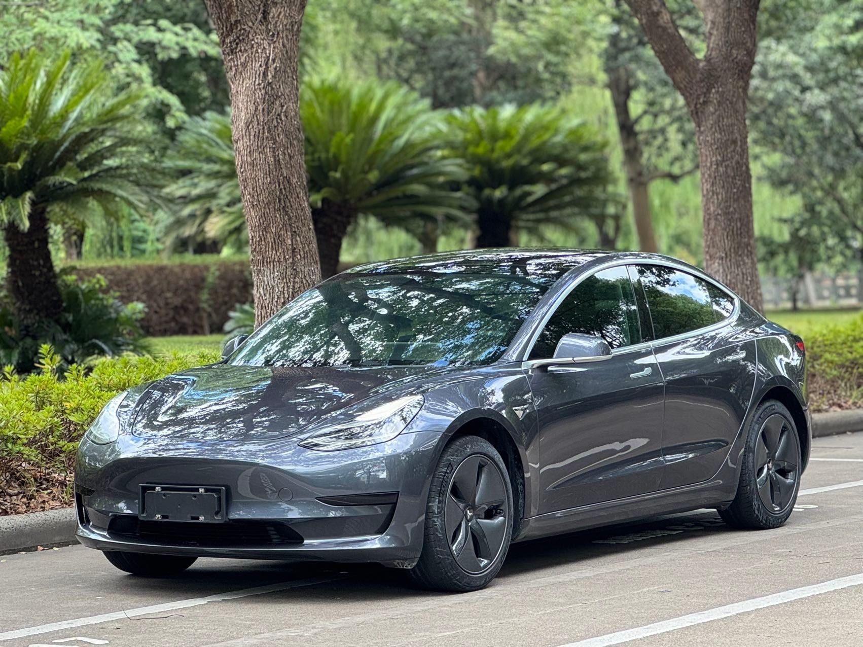 预算10万左右买什么电车？二手特斯拉也是不错的选择​​​