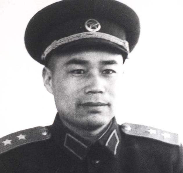 看到“联合国军”撤出上甘岭阵地，王近山将军哈哈大笑，喊道：“范弗利特，老子把你打