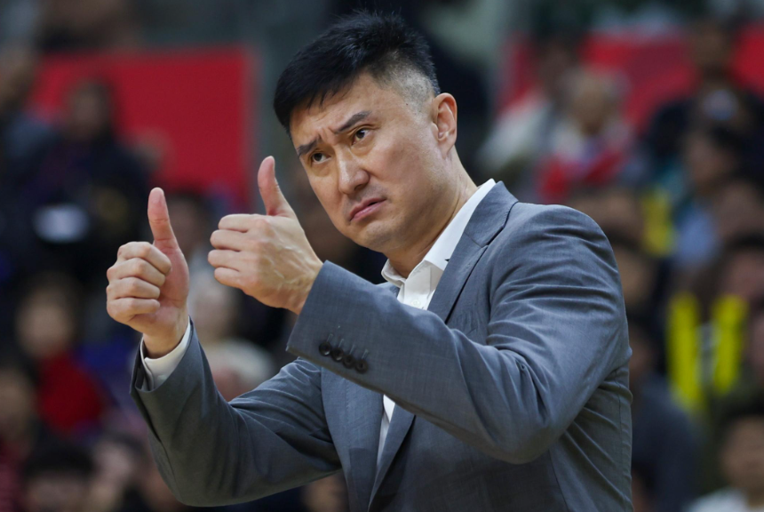 杜锋为他鼓掌为他开心！