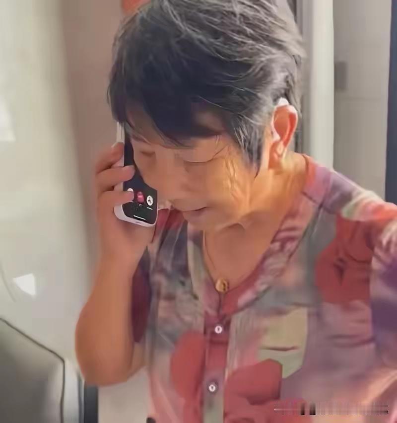这位母亲在北京儿子家只住了七天，全程安安静静没争吵，可看到儿子给岳父母置办的