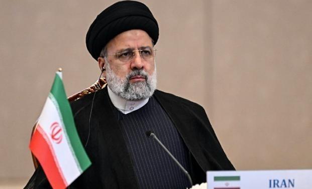 什么叫失败国家，伊朗就是。伊朗原本有三张牌：石油，导弹，什叶派之弧。三张打好一张