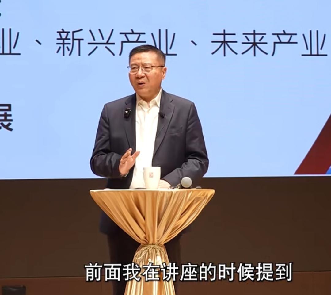张维为教授在香港廉政公署演讲的时候，有一件事是值得注意的，如图二所示，这是现场听