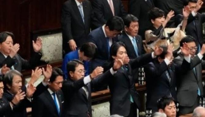 中日沟通的渠道正在关闭，原因就是因为日本经济在逐渐变好，别做梦了，如果日本经济真