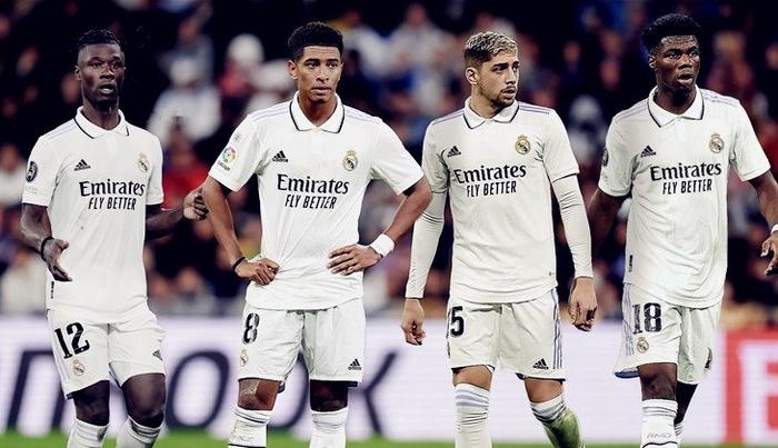 巴尔韦德都用不好，阿隆索在皇马还能待多久？根据西班牙知名媒体塞尔电台的消息，皇