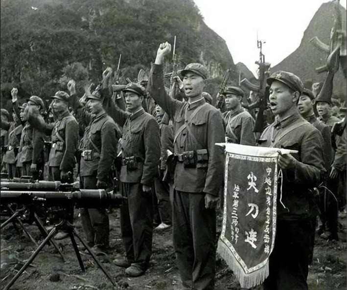 当年我军兵临河内大门，只差一步就能拿下越南腹地，为何主动选择撤退？不攻占越南首都
