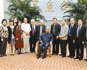 1949年广州刚解放，叶剑英正要去当官，伟人却突然传来急令：此人无论犯了什么罪，