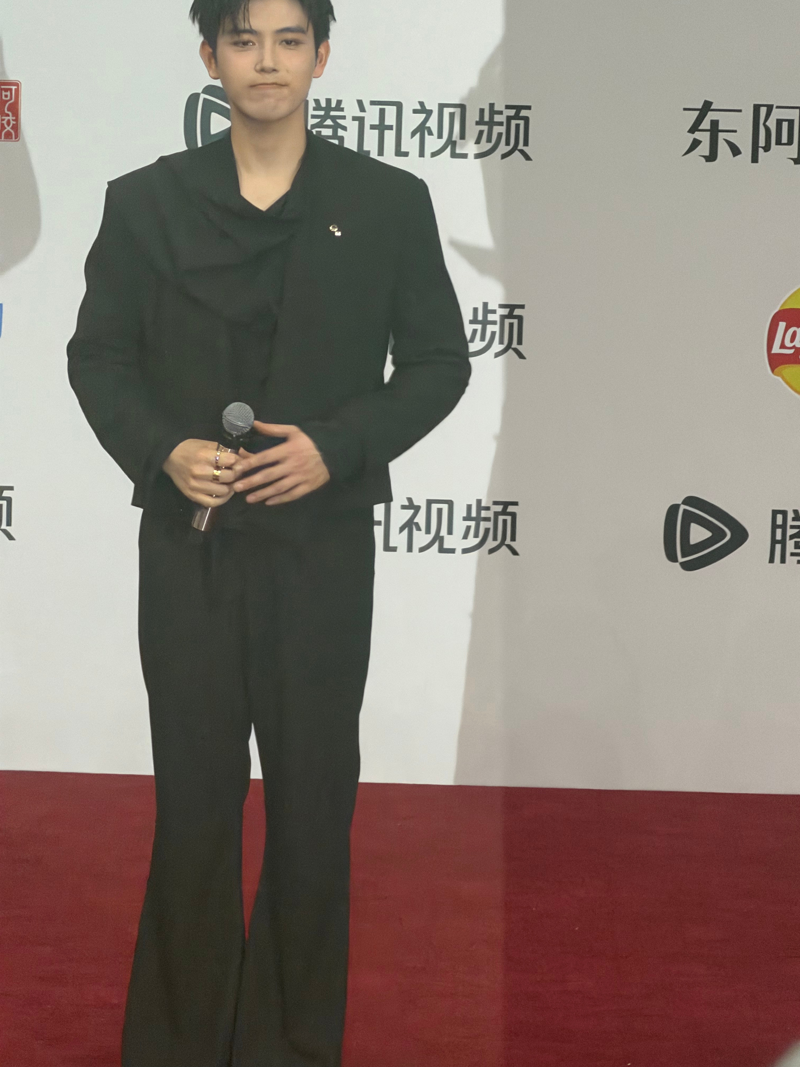 阿瑟填充一下泪沟吧。。