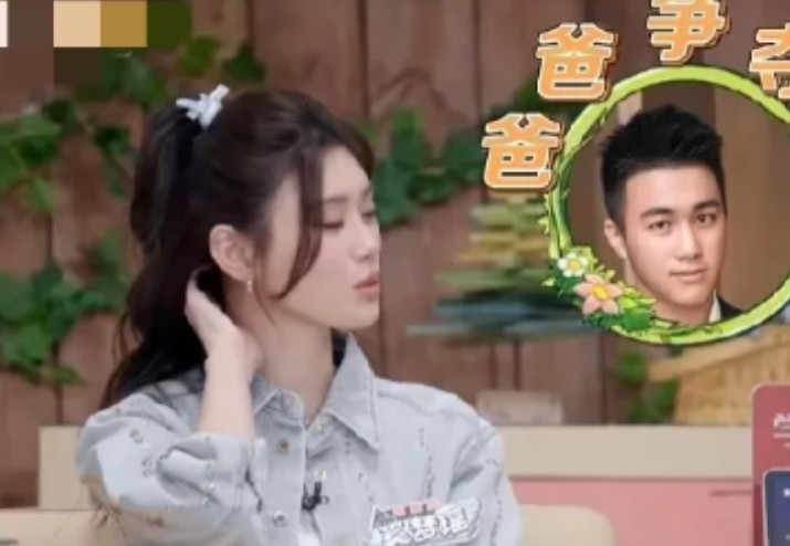 奚梦瑶：“只要何猷君一回家，我们家就变成爸爸争夺战，两个孩子抢着爸爸抱，下楼就一