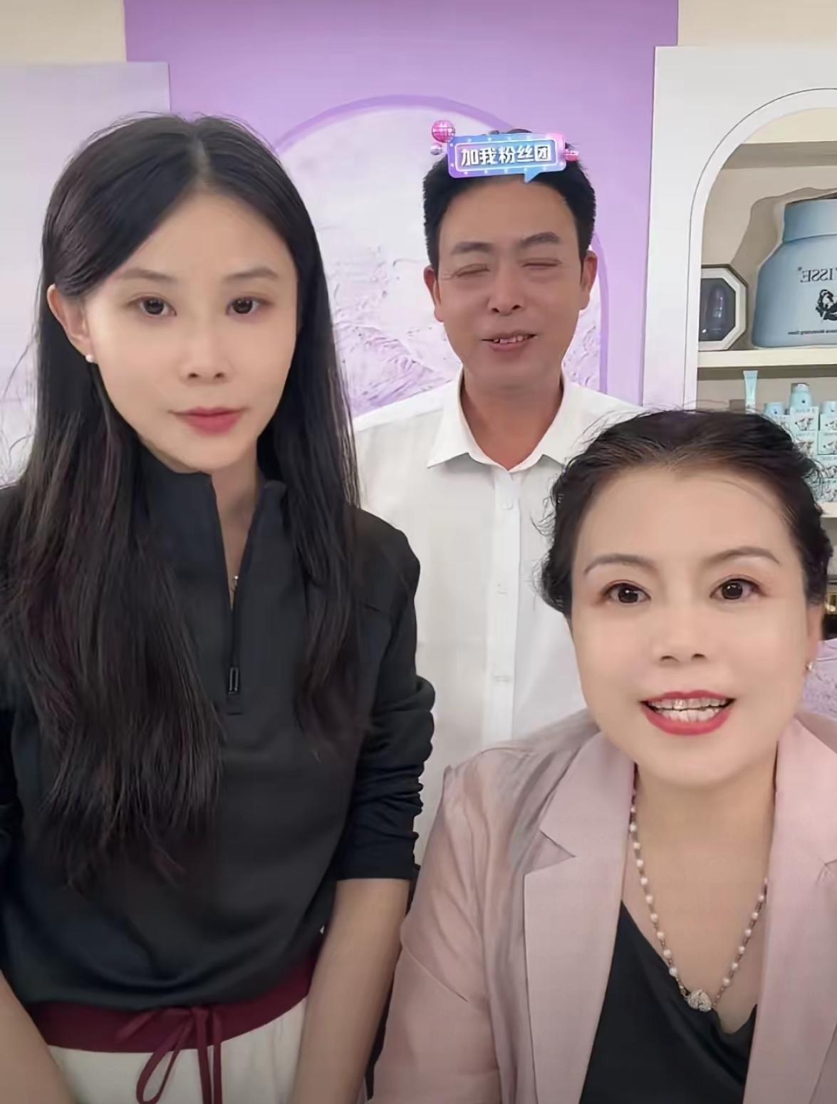 家人们姐姐们上午好；姗姗昨天“看了许家妮妮的直播，真的，几句话就让人心里暖烘烘