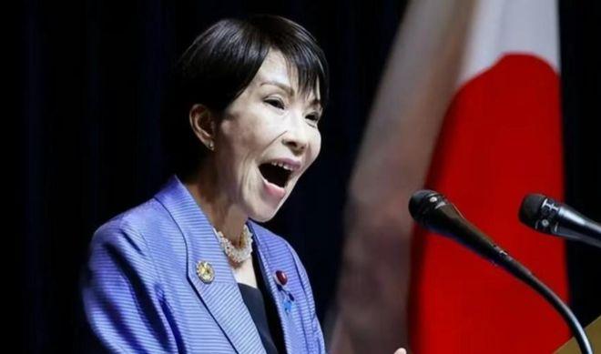 日本突然毫无征兆地向全世界抛出一枚“重磅炸弹”，撕下了伪装几十年的和平假面。