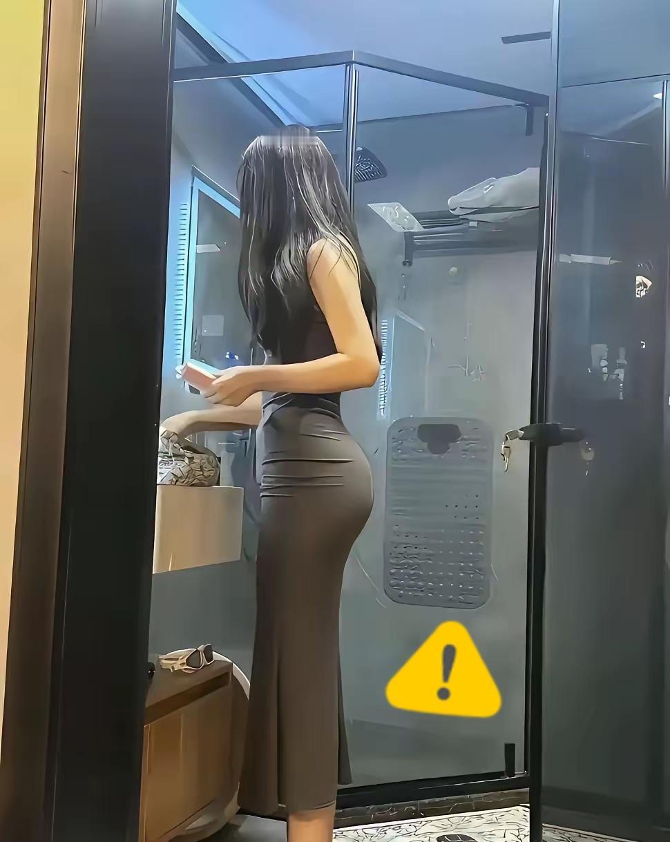 一位资深性学专家的话，直接戳破感情里的真相：女人爱不爱你，根本不用试探，看“心疼