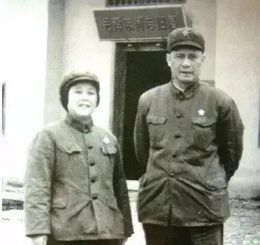 1985年5月，张司令员返回家中便将保姆叫了过来，保姆以为张司令员要说生活上的事