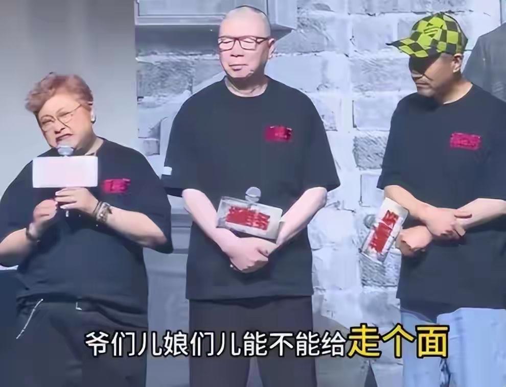 冯小刚的新电影《抓特务》拉垮的很厉害，综合来看也是很正常的，只不过拉垮成这样，估