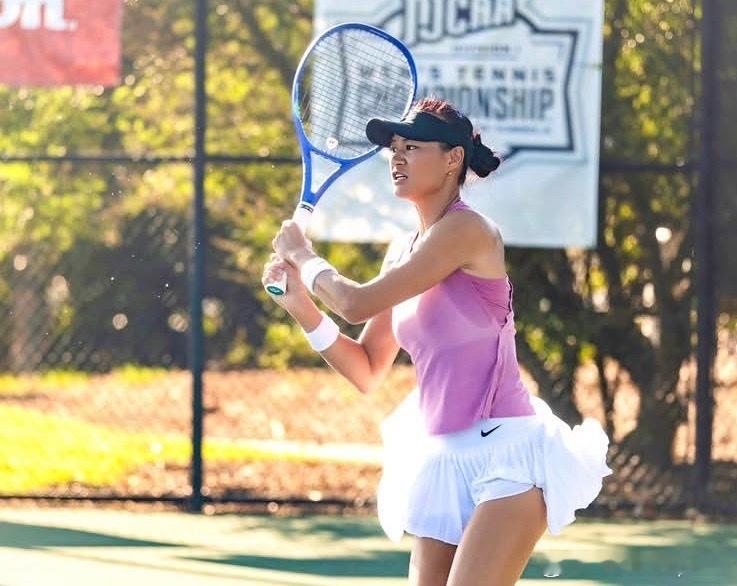 🇺🇸W35女单首轮🇨🇳徐诗霖6-4/6-1🇺🇸延加徐诗