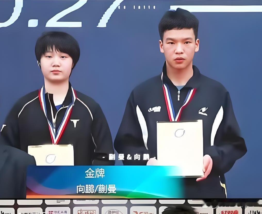 谁才是蒯曼混双的“真命天子”？蒯曼拥有一只金左手，是当下女乒主力队员里