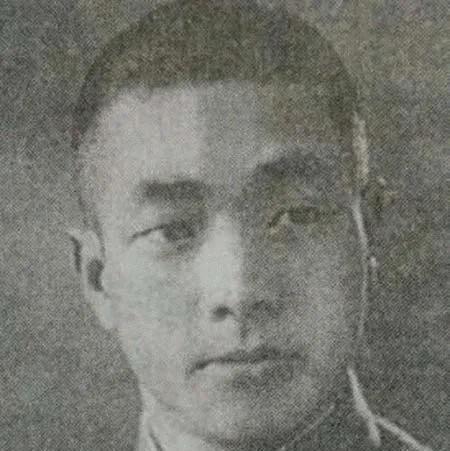 1947年冬天，国民党第92军军长黄翔收到急电，说他在中央军校上学的儿子黄琪玲被