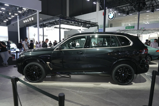 沃尔沃XC90vs宝马X5：豪华SUV终极对决在豪华中大型SUV市场中，沃