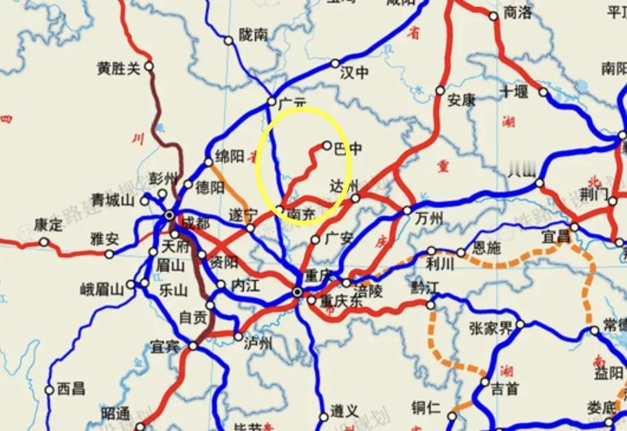 巴中铁路交通最大问题是没有形成铁路运营最大化，也就是断头路问题，不管是成巴安高铁