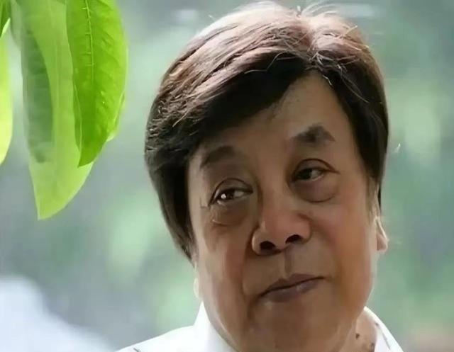 “赵忠祥瞒着妻子与我发生关系多年，并有特殊癖好，令我身心受到严重伤害。”20