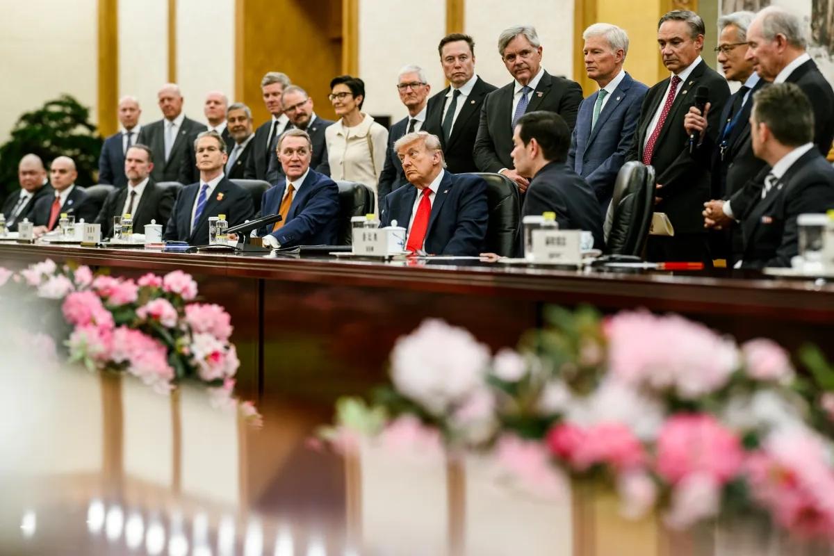 2025年，英伟达是全球市值最高的公司，CEO黄仁勋的年薪高达4990万美元！但