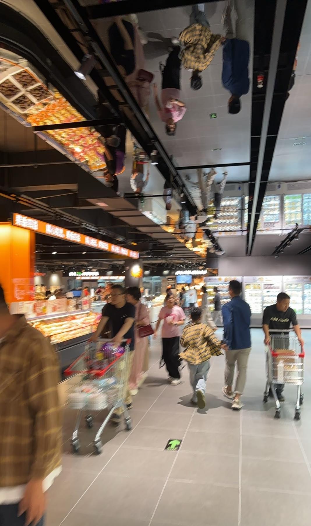 终于弄明白了为什么永辉超市“胖改”后反而亏得更惨了[捂脸哭]不是因为胖东来不火