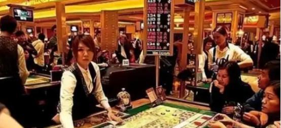 澳门赌场有个耐人寻味的现象：要是你运气好赢了2000万，想揣钱走人，赌场大门