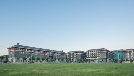先给大伙说个重点，大连医科大学2025年在沿海一线城市能650+分，在内陆部分省