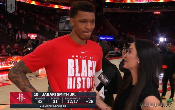 小贾巴里今天开局三分球4中4，主导火箭大胜爵士。我愿称今天这场比赛是火箭这赛季