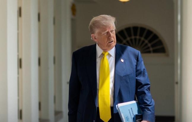 打到底，伊朗表态目前对于美国来说，处境十分的尴尬，即便他们已经除掉了伊朗的最