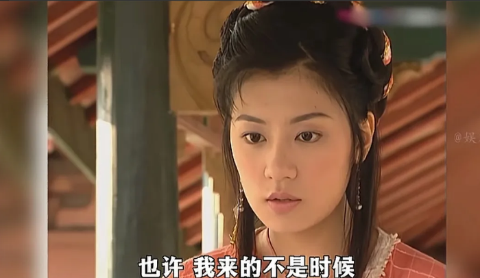 只因导演安排了一个经典镜头，却被各界吃瓜朋友玩烂了梗。“对不起，也许我来的不