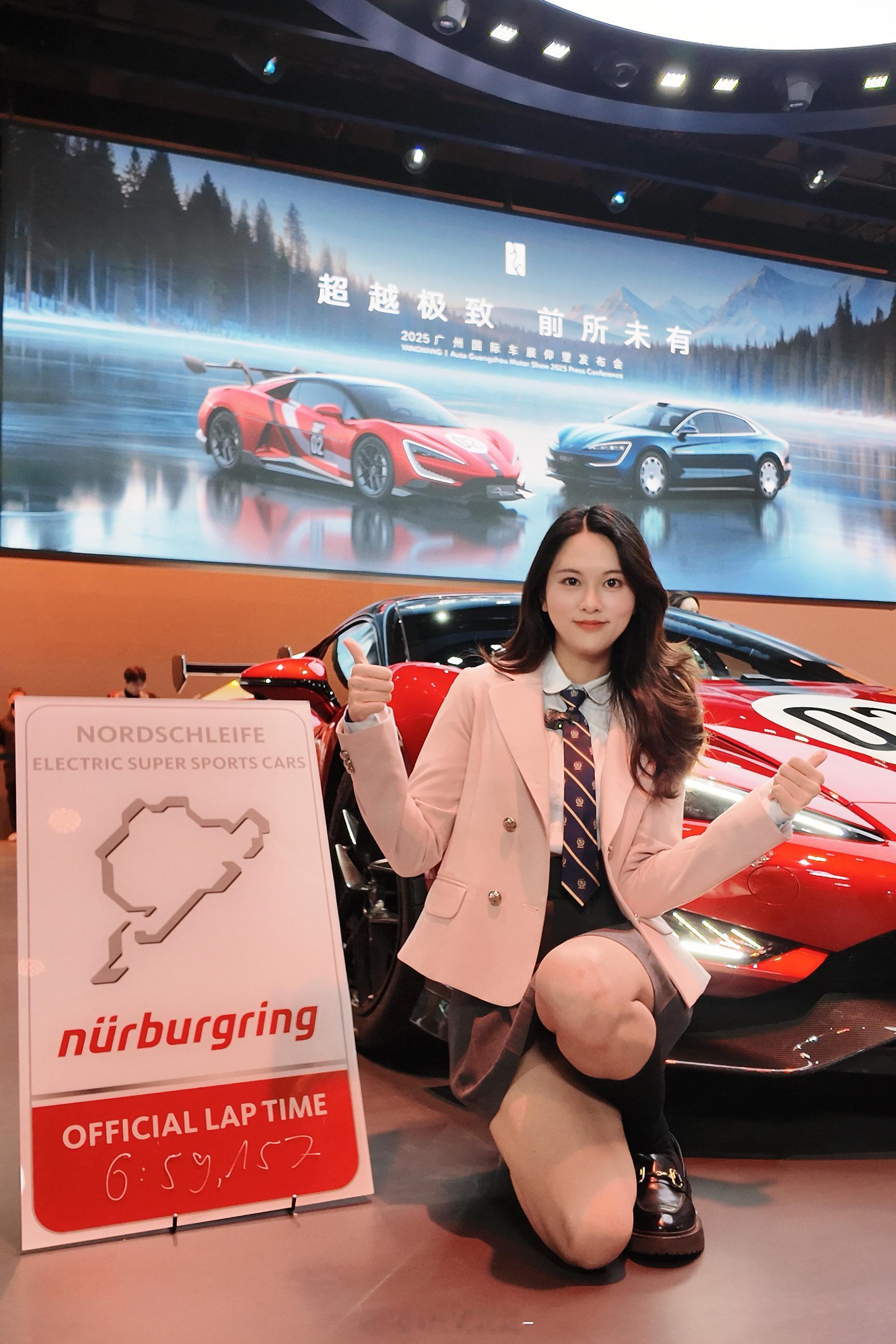 当你以为，仰望U9X拿下全球双冠就会停下NO！而是继续掌上攀登！！此前先以496