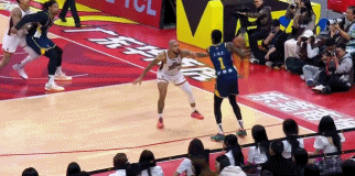 曾繁日大帽萨林杰，10分钟就4犯，不该和萨姆那斗狠萨姆那和曾繁日今天不应该，