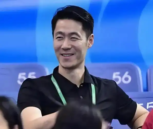 说出来你可能不信！国乒男团亚运冲冠根本无需担心，王励勤阳谋三步操作，已明明白白给出了答案，名古屋亚运