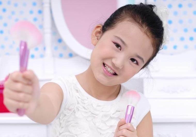 孩子将来可能不孝顺的4个信号, 第二种必须立即纠正!