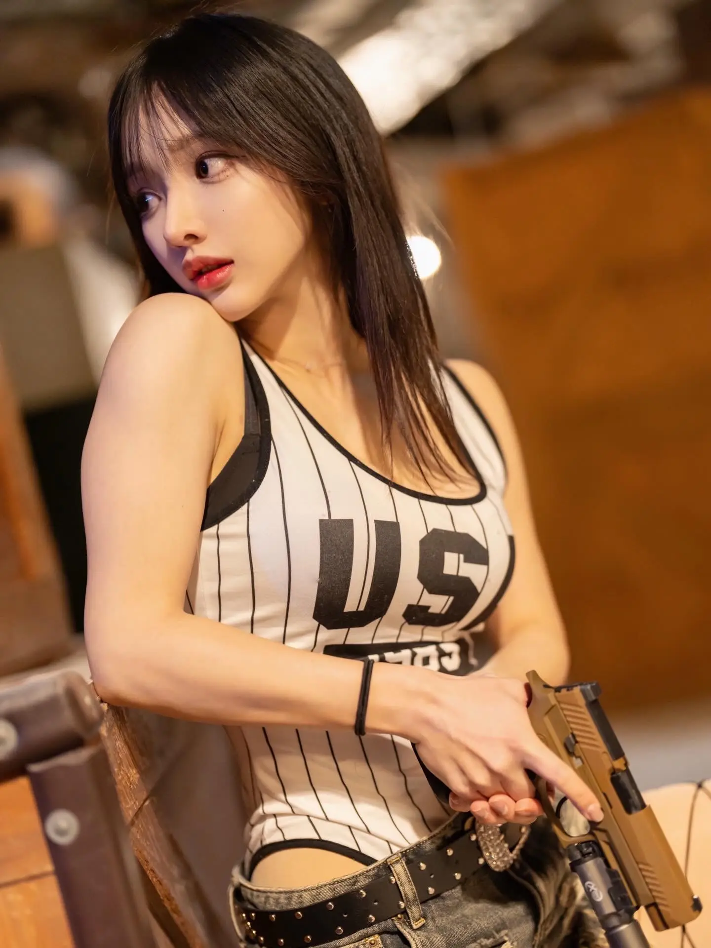 看啊，这既性感又充满力量的手臂！