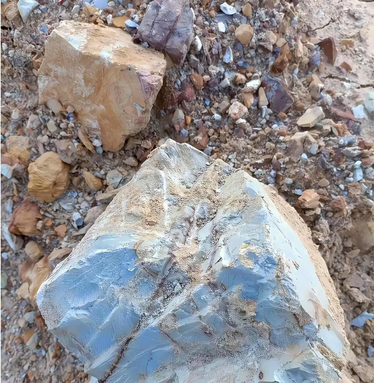 稀土在农村叫什么被称作工业维生素的稀土，在农村没有统一学名，各地根据外形、用途取