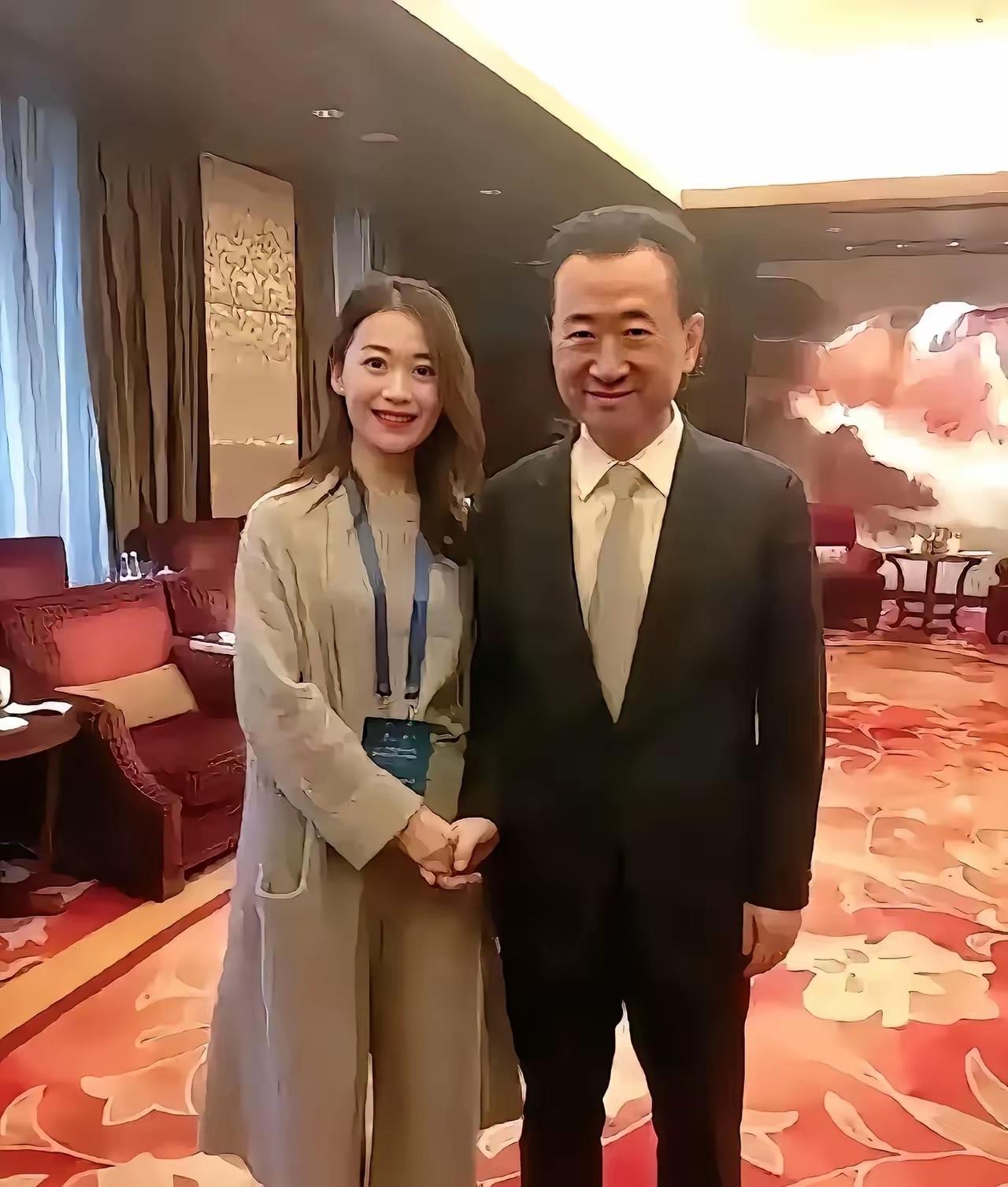 做人当如王健林地产行业不景气是大家的共识，有的地产商出资金问题